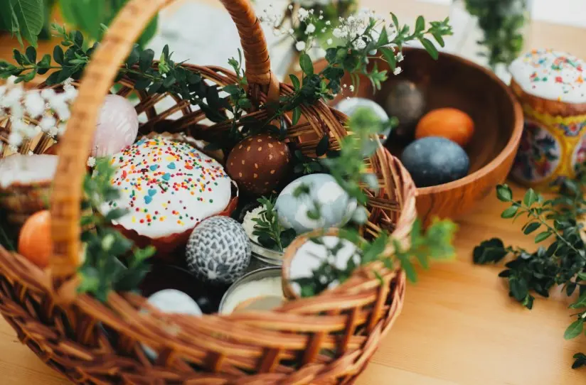 Пасха в 2026 году: история и традиции, почему мы красим яйца и печём куличи