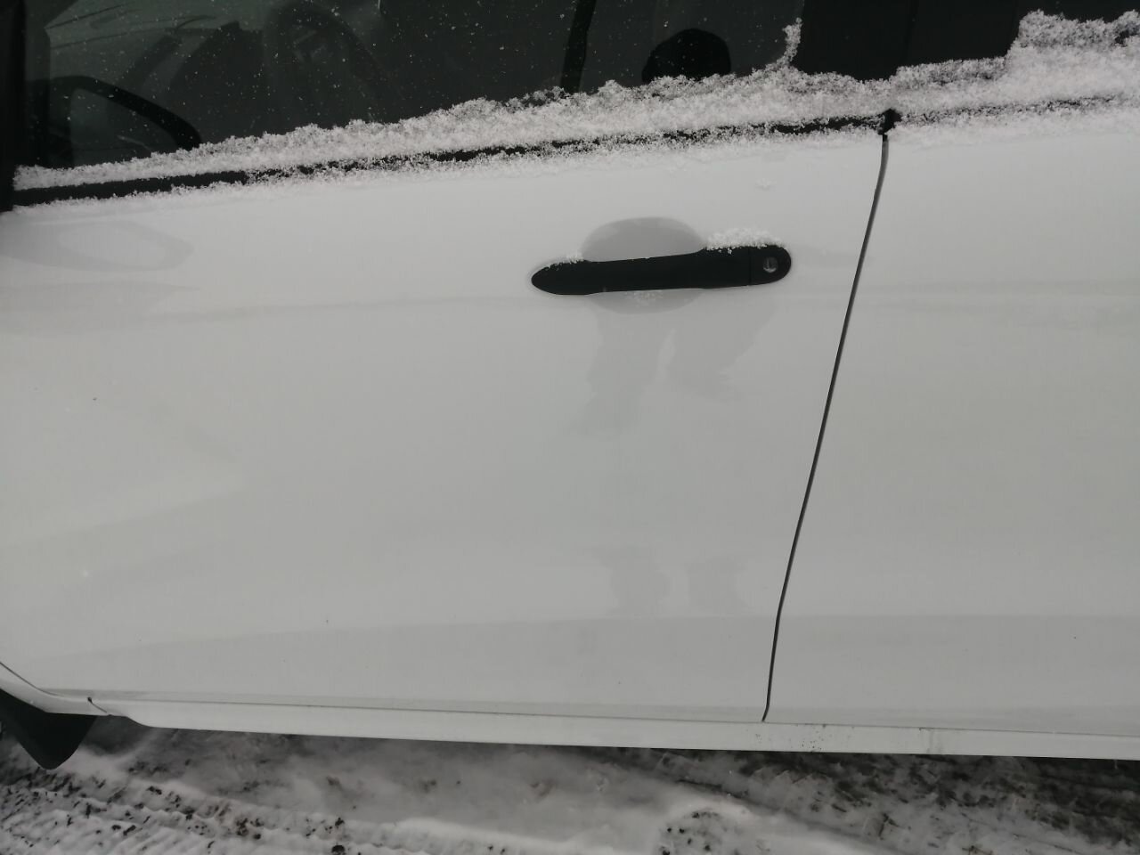 Открыть машину без ключа