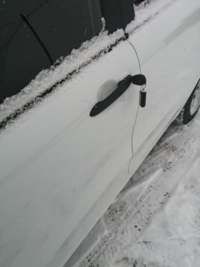 Вскрытие замков автомобиля