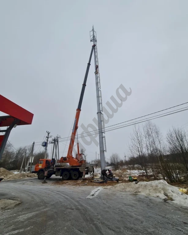 Монтаж сотовых вышек автокраном