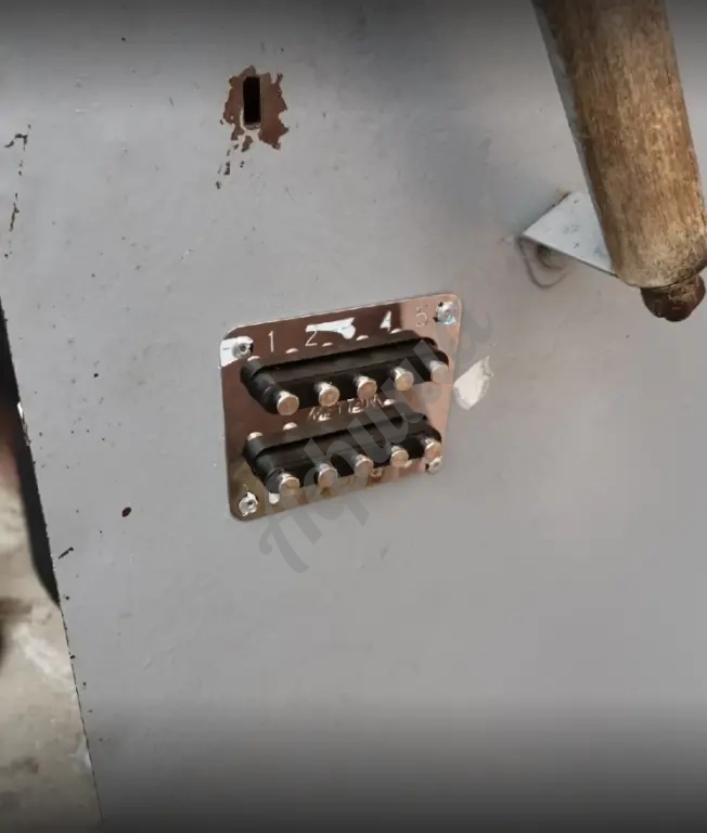 Установка на дверь кодового замка