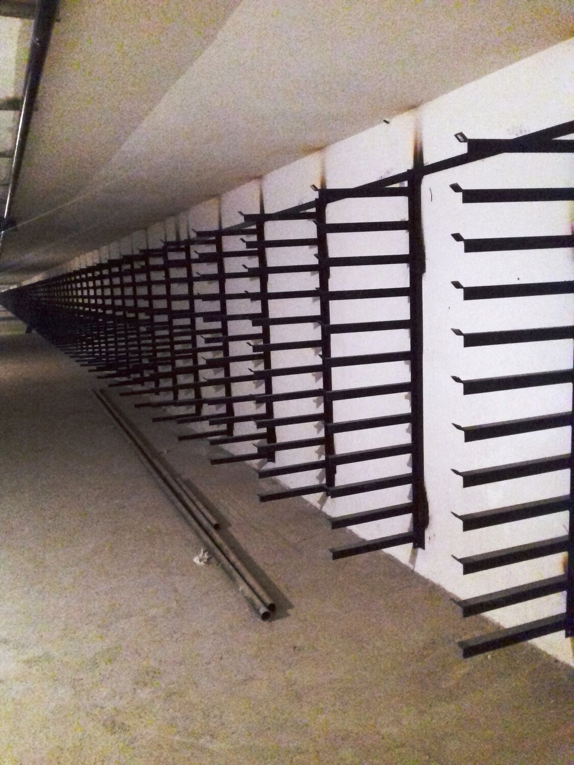 Кабельные кронштейны для метрополитена