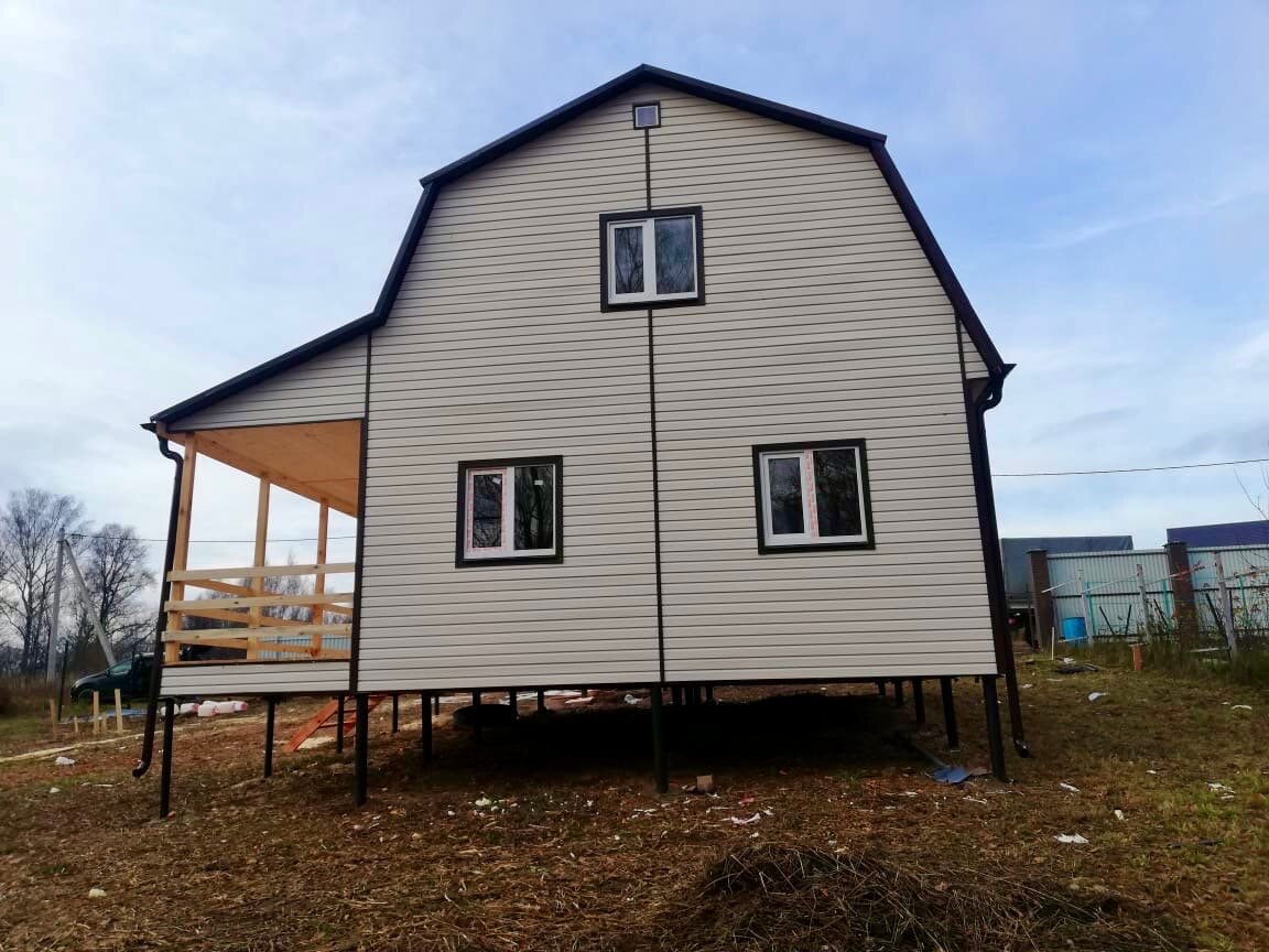 Монтаж фасада из винилового сайдинга