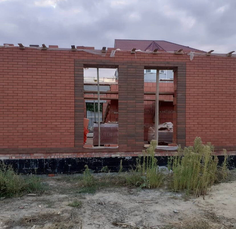 Кладка кирпича