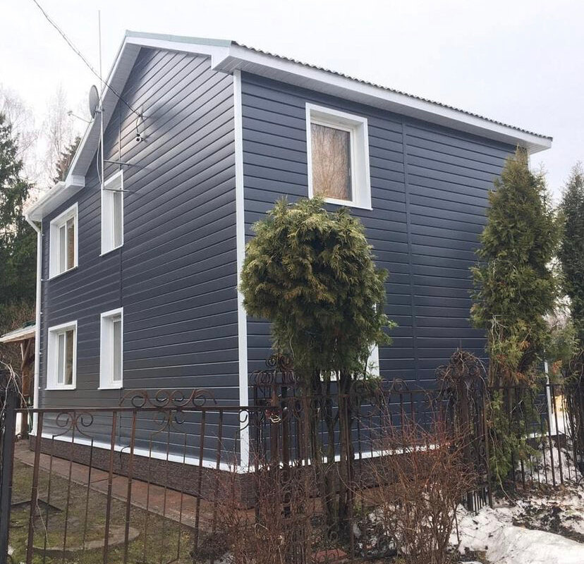 Монтаж фасада из металлического сайдинга