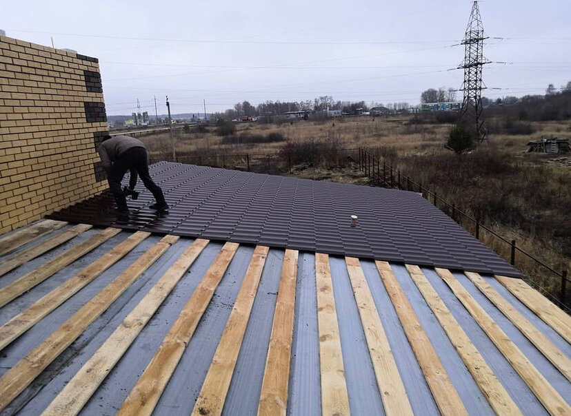 Монтаж кровли для гаража