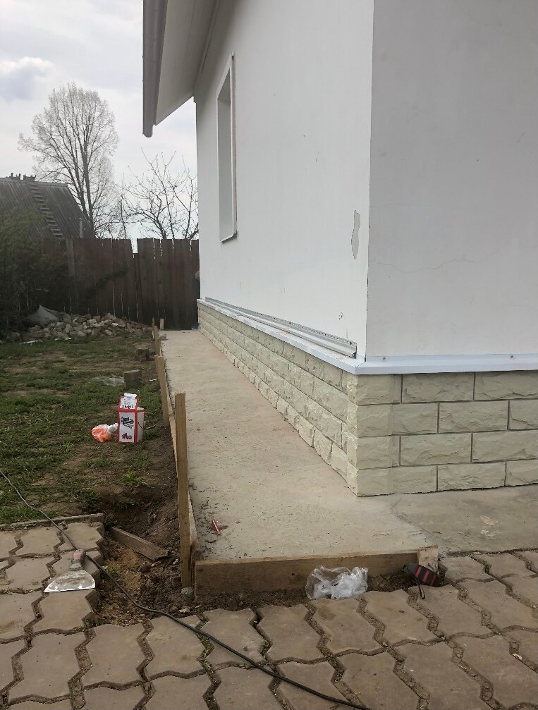 Устройство отмостки фундамента