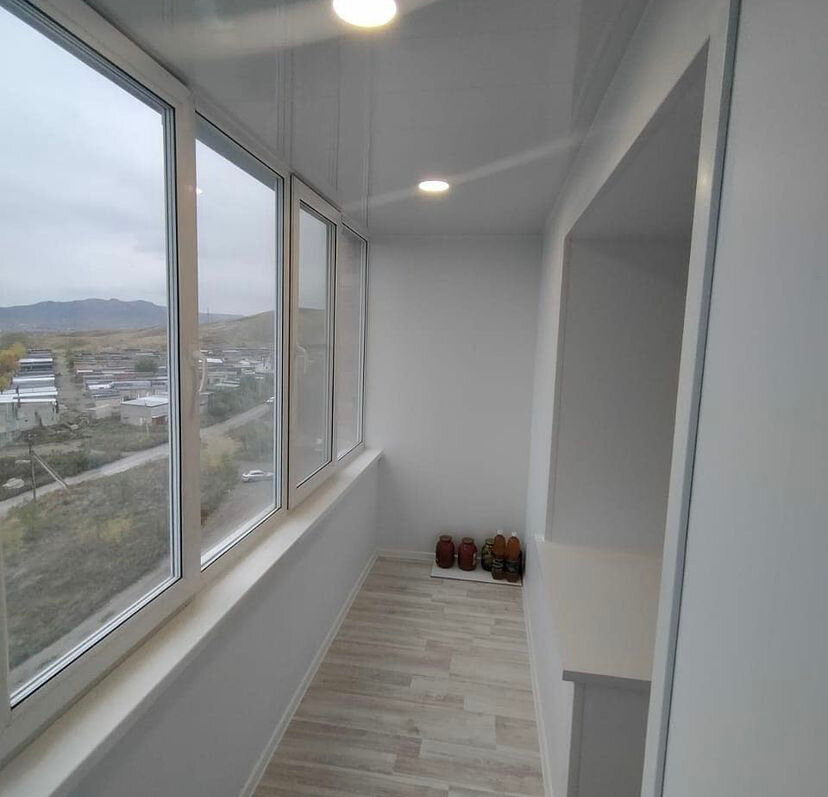 Отделка балконов и лоджий