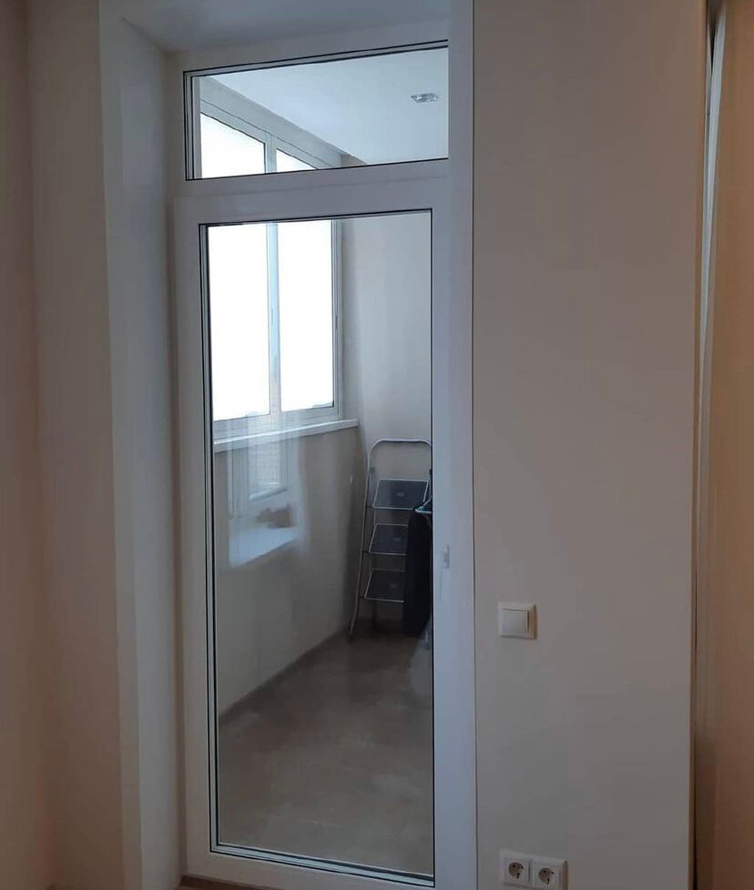 Установка балконной двери