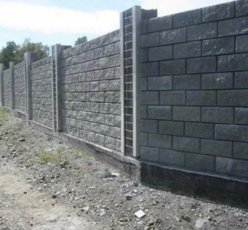 Строительство забора из бетонных блоков