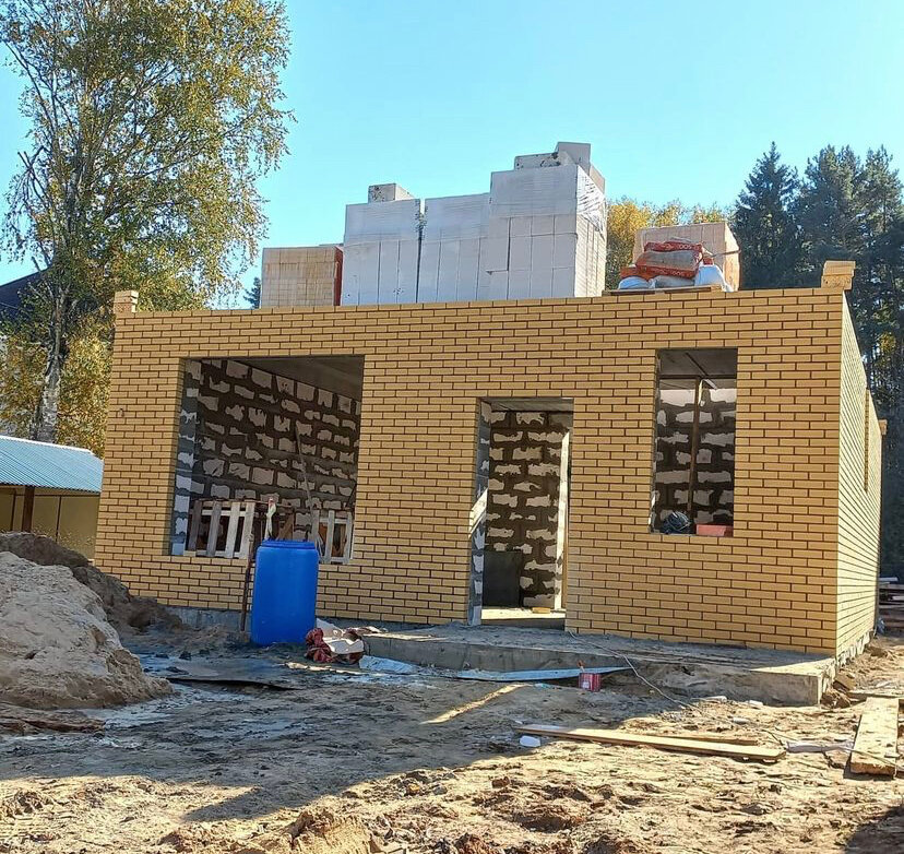 Кладка кирпича