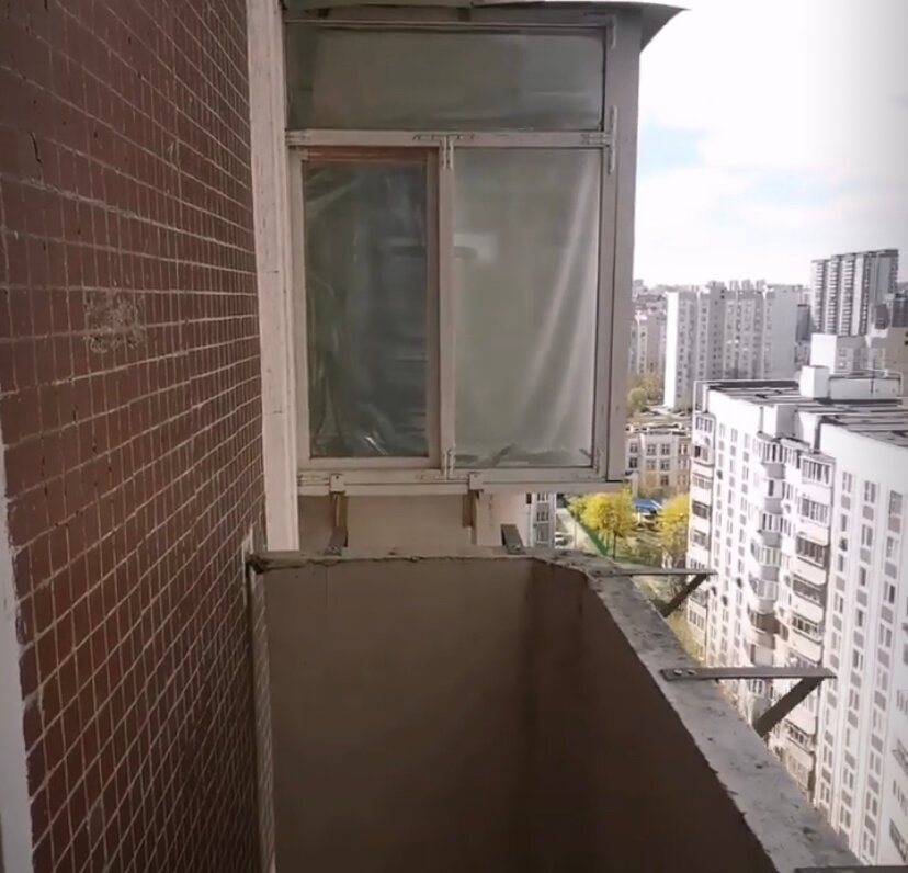 Демонтаж фасадного остекления