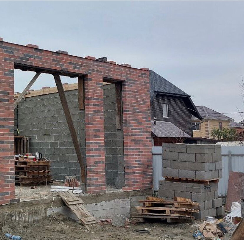Строительство кирпичных домов «под ключ» — это наша специализация.