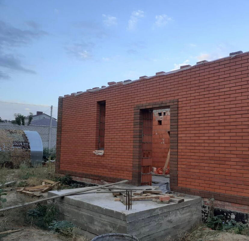 Кладка кирпича