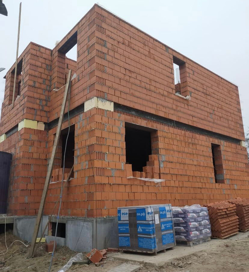 Кладка кирпича