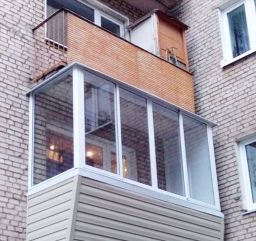 Внешняя отделка окон и балконов сайдингом из ПВХ