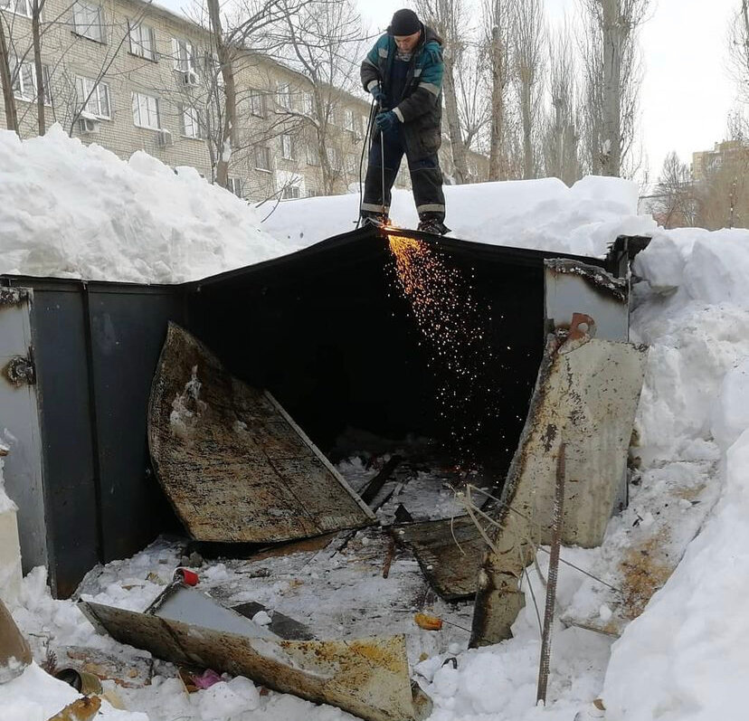 Демонтируем гаражи любой сложности.