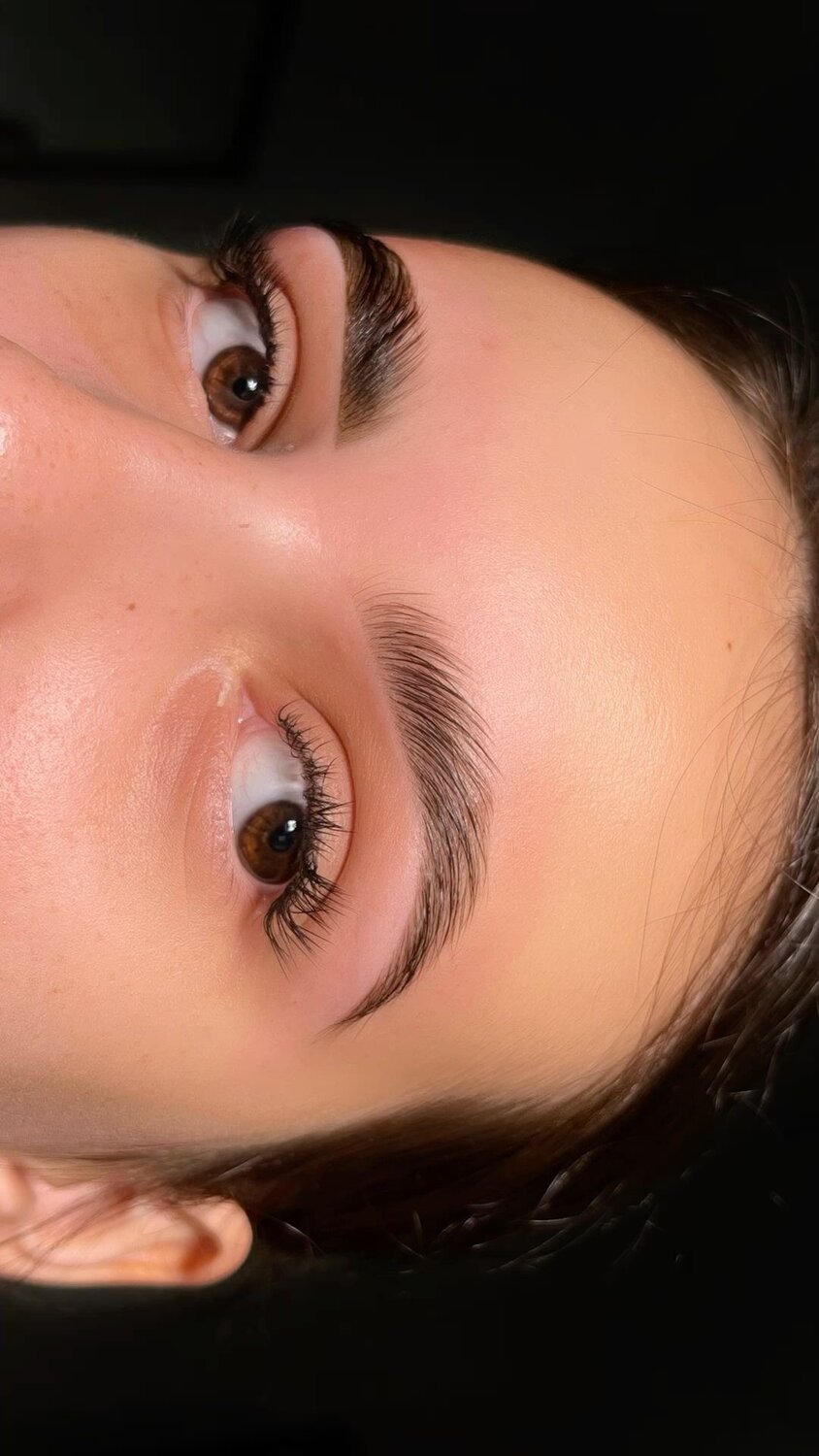 Ламинирование бровей