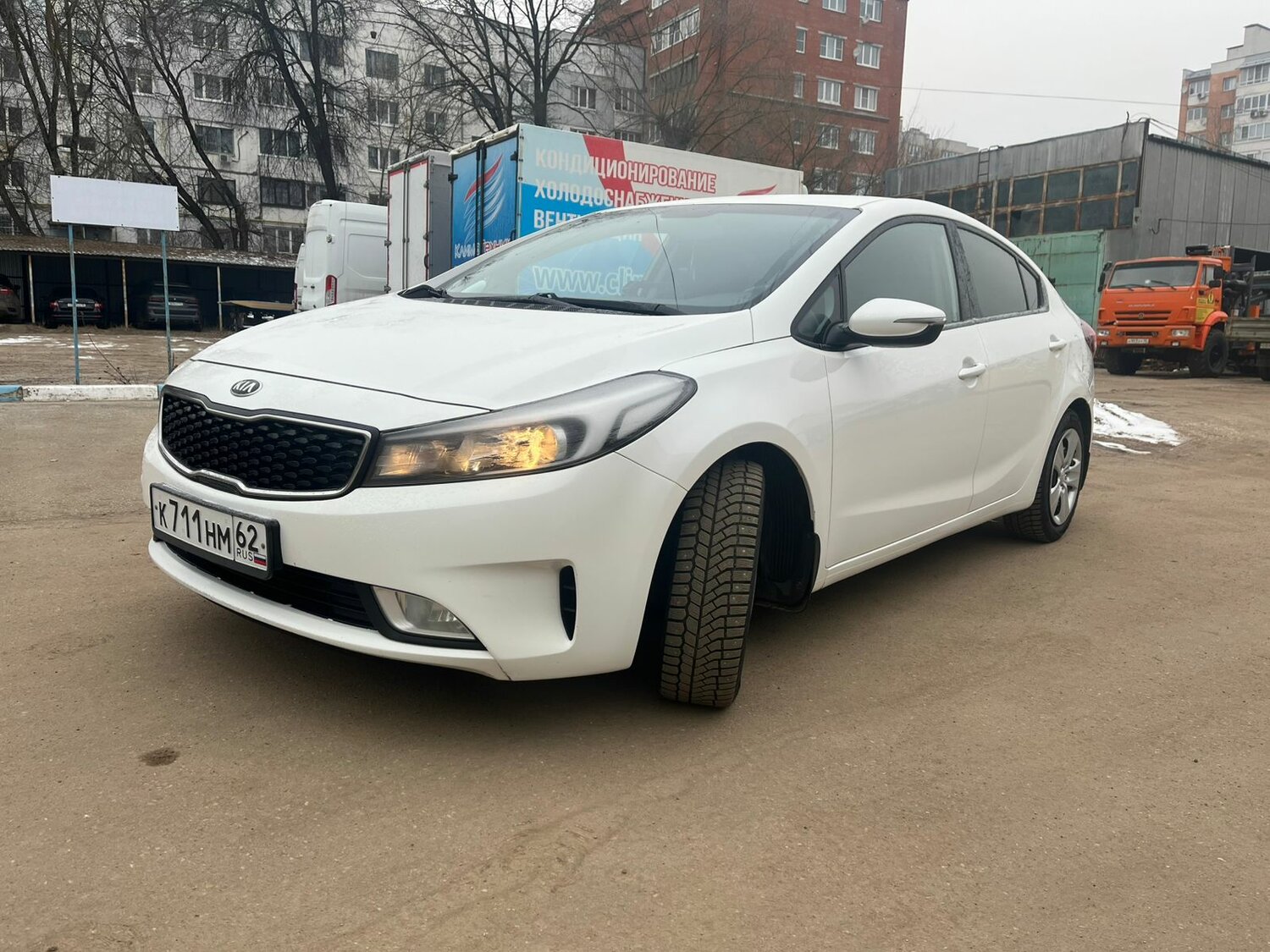 Аренда автомобиля: Kia Cerato
