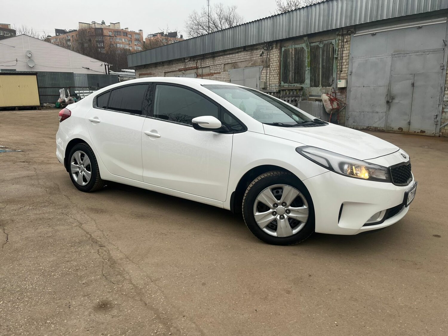 Аренда автомобиля: Kia Cerato