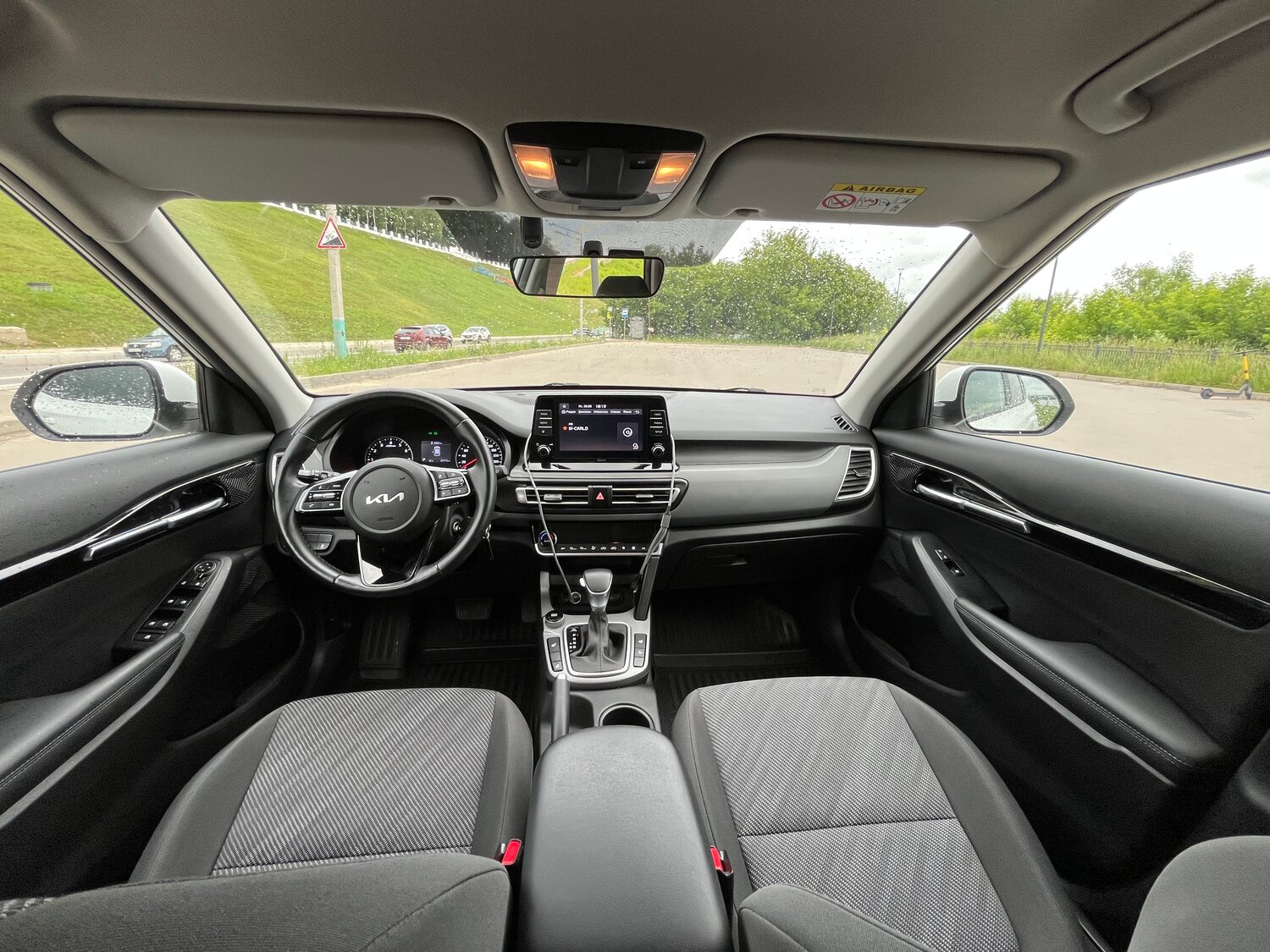 Аренда автомобиля: Kia Seltos