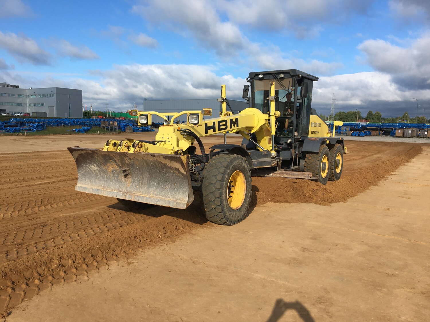 Аренда автогрейдера: HBM-NOVAS