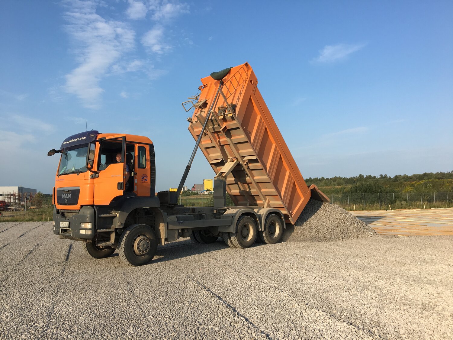 Аренда самосвала: SCANIA, MAN, TATRA