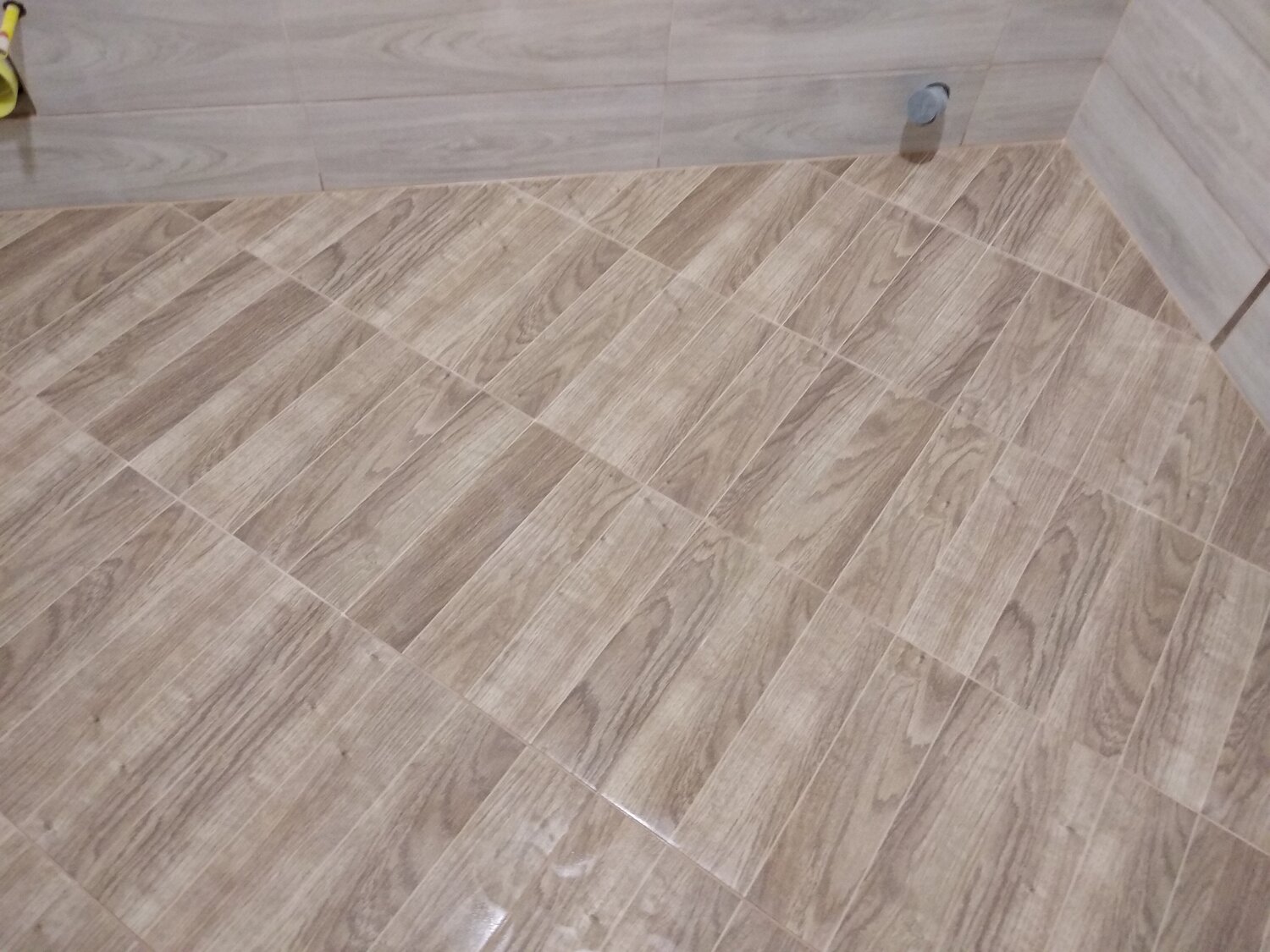 Установка керамической плитки