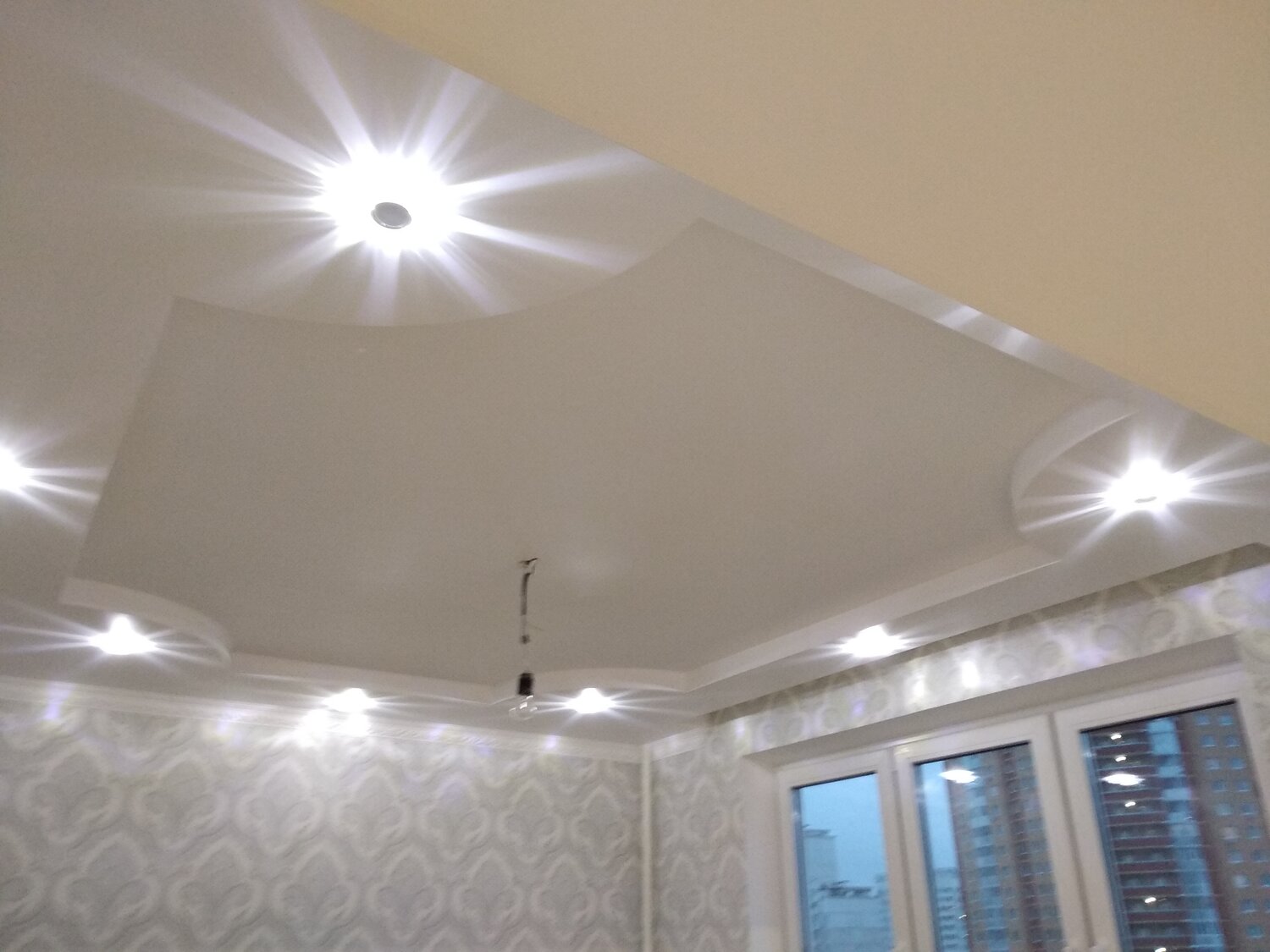 Монтаж гипсокартонного потолка