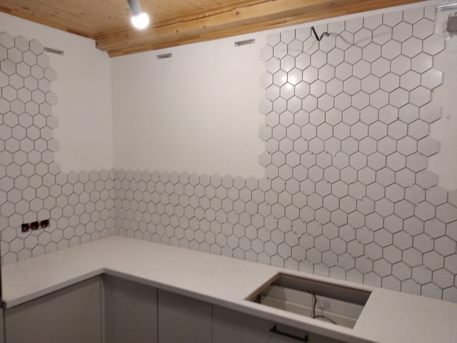 Установка керамической плитки