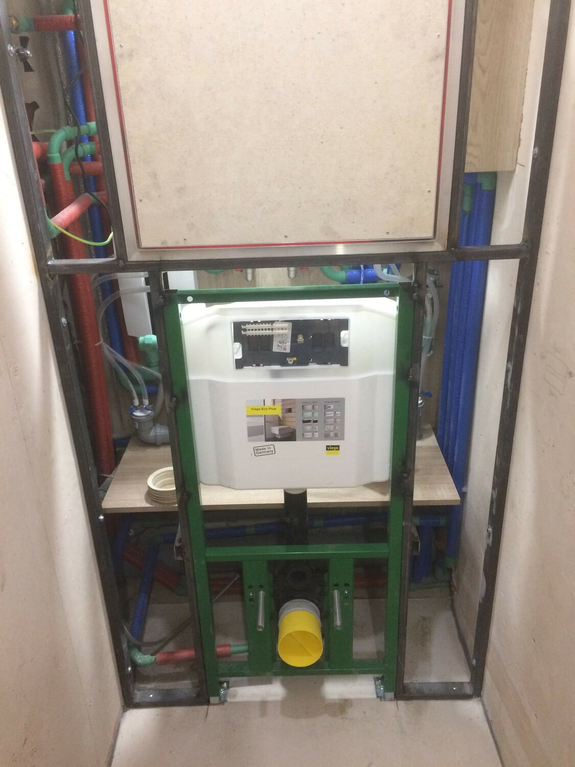 Установка систем холодного и горячего водоснабжения