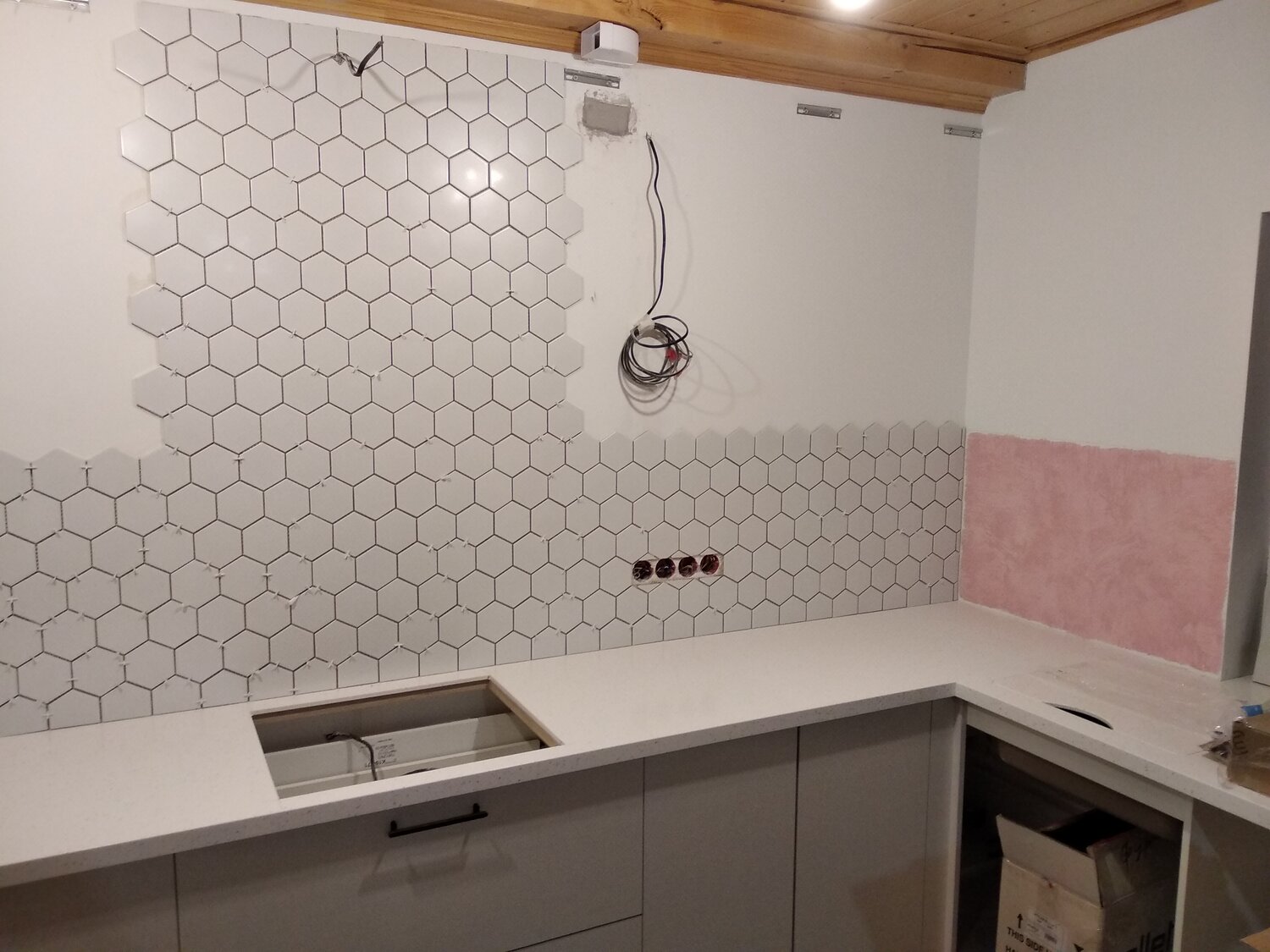 Установка керамической плитки