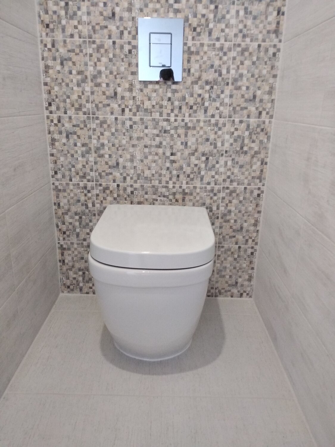 Монтаж унитаза с инсталляцией