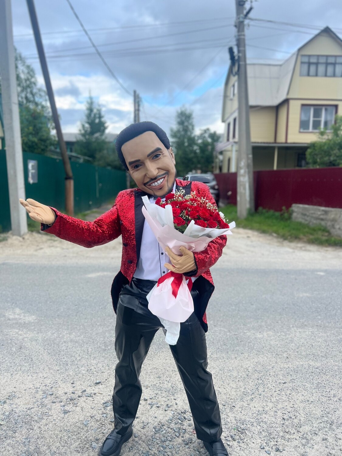 Поздравление от звезды Артур Пирожков