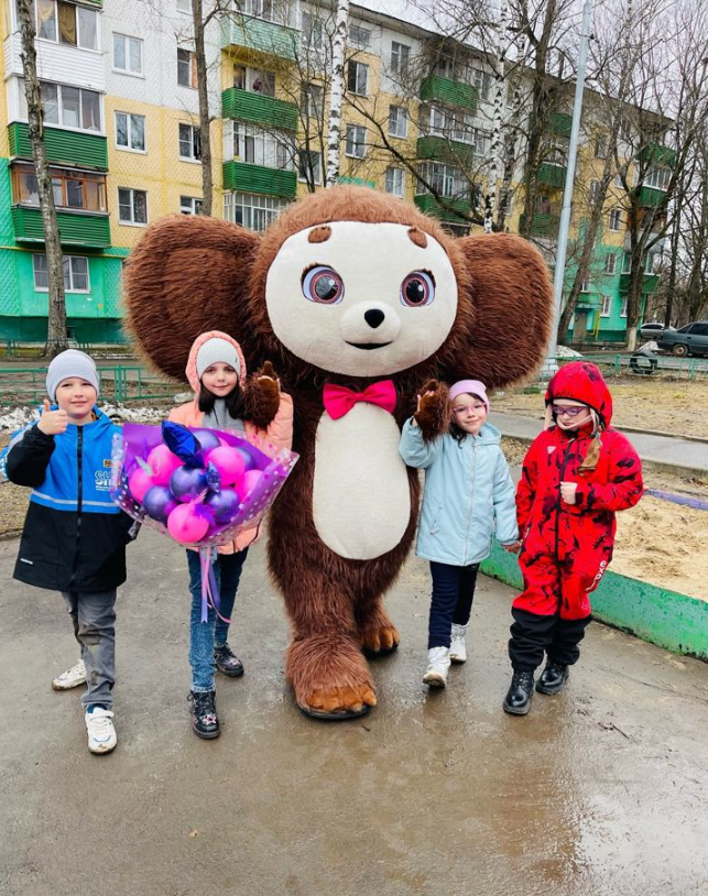 Экспресс-поздравление с чебурашкой/ростовая кукла