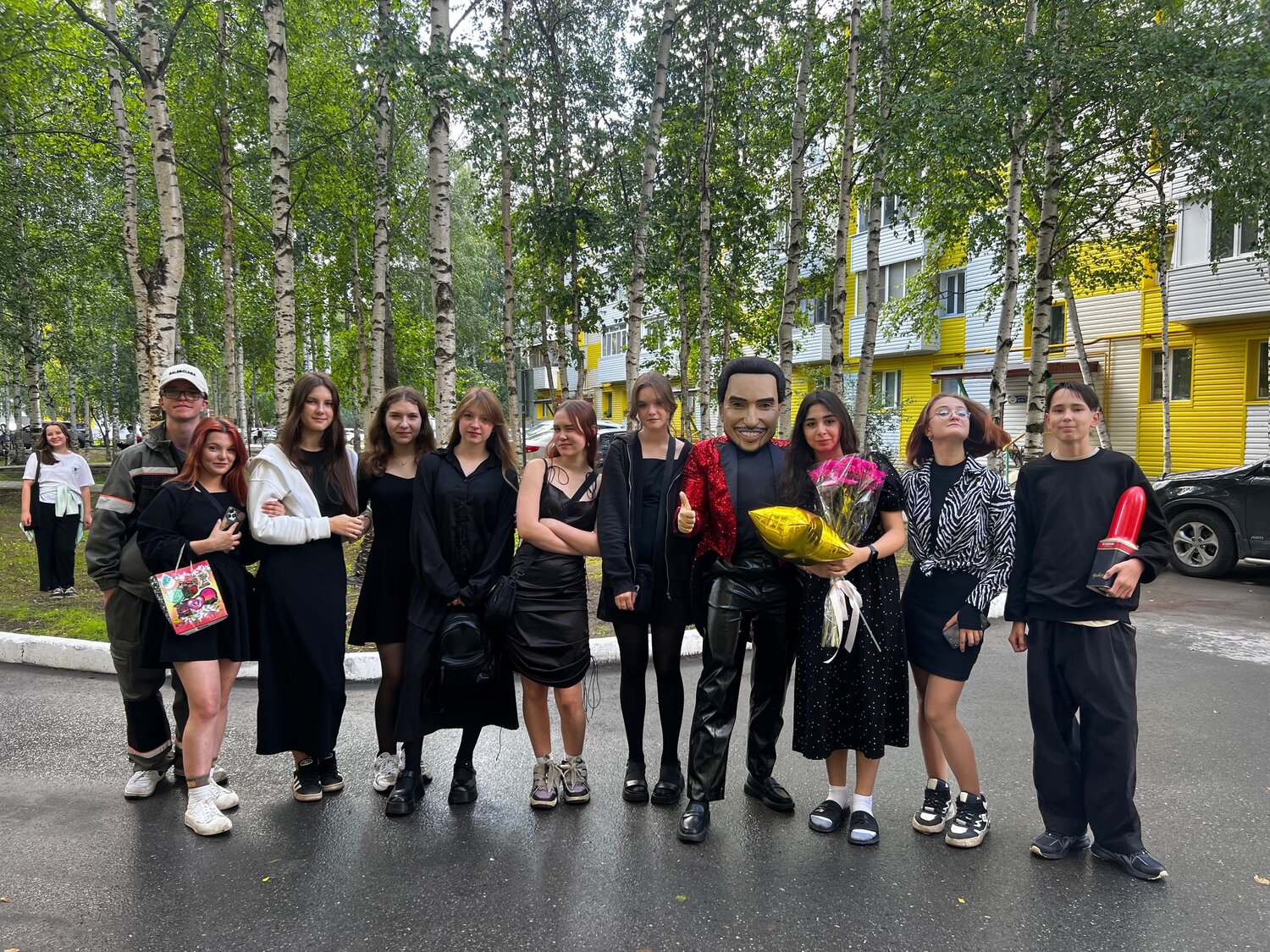 Поздравление от звезды Артур Пирожков