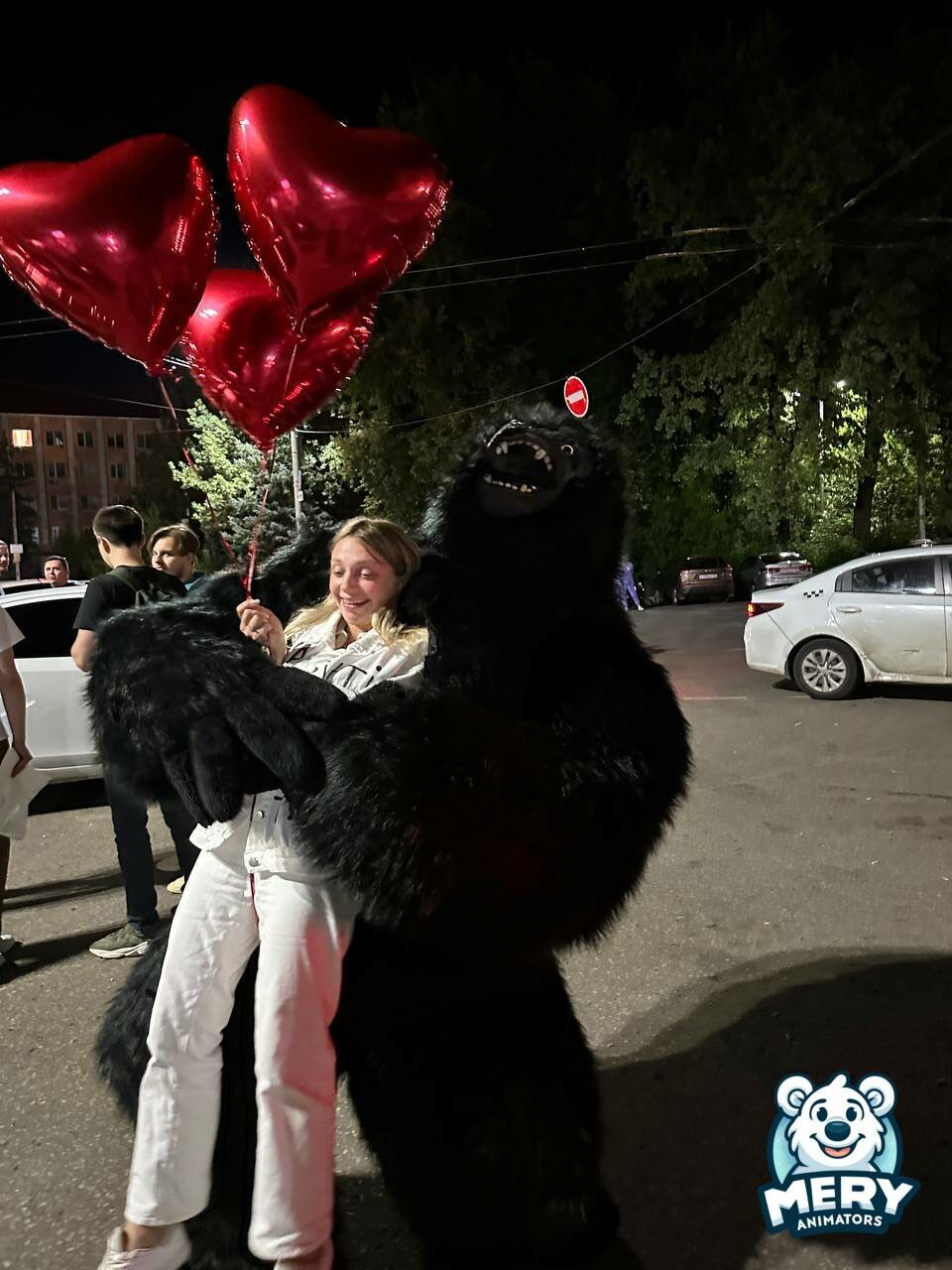 Поздравление от Гориллы / Кинг-Конга