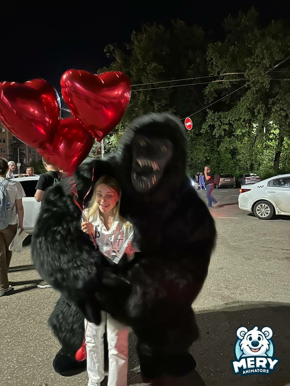 Поздравление от Гориллы / Кинг-Конга