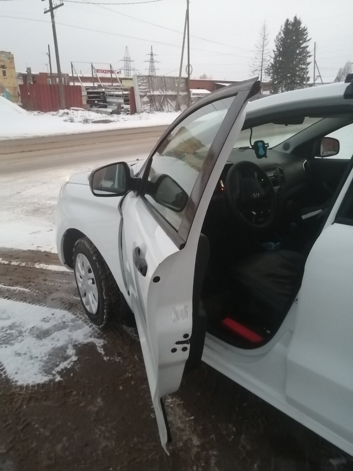 аварийное вскрытие автомобилей