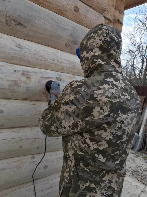 Шлифовка срубов домов