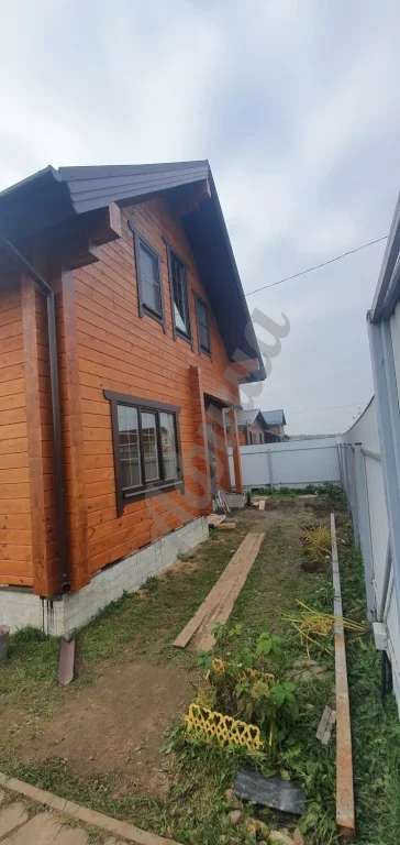 Покраска деревянного дома