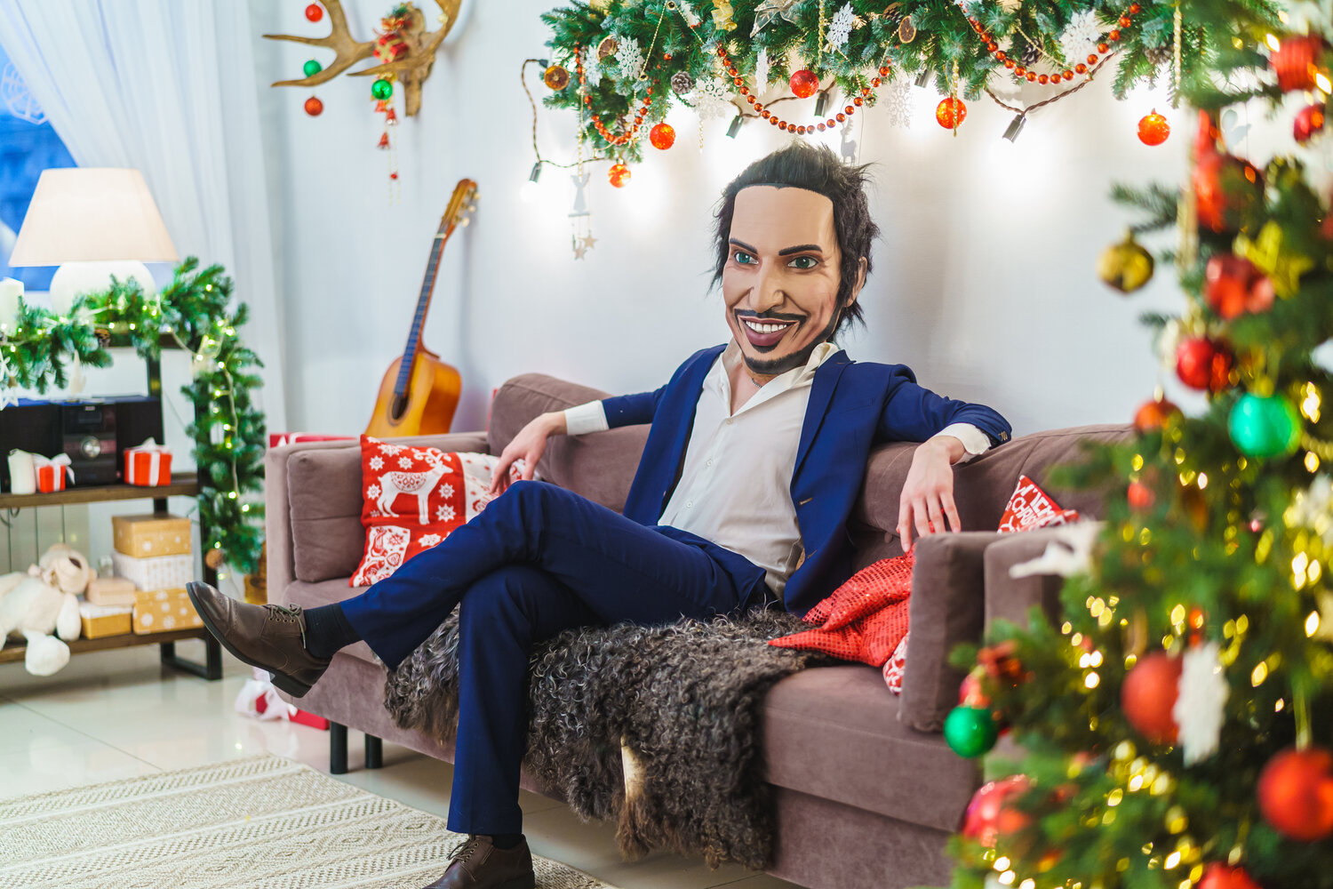 «Всё для вашего праздника в одном флаконе!