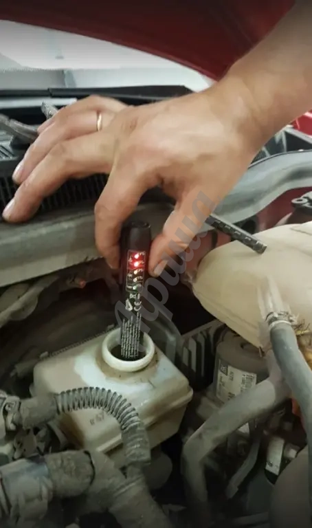 Замена тормозной жидкости