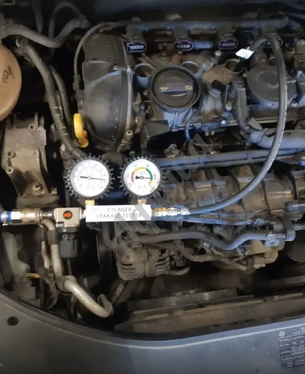 Снизилась компрессия? Слышен стук? Расходует масло? проверьте пневмотестером!