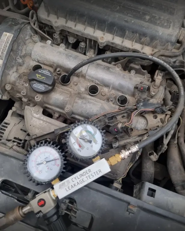 Снизилась компрессия? Слышен стук? Расходует масло? проверьте пневмотестером!
