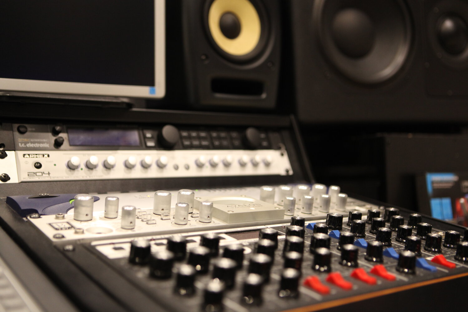 Мы создаём аранжировки под ключ