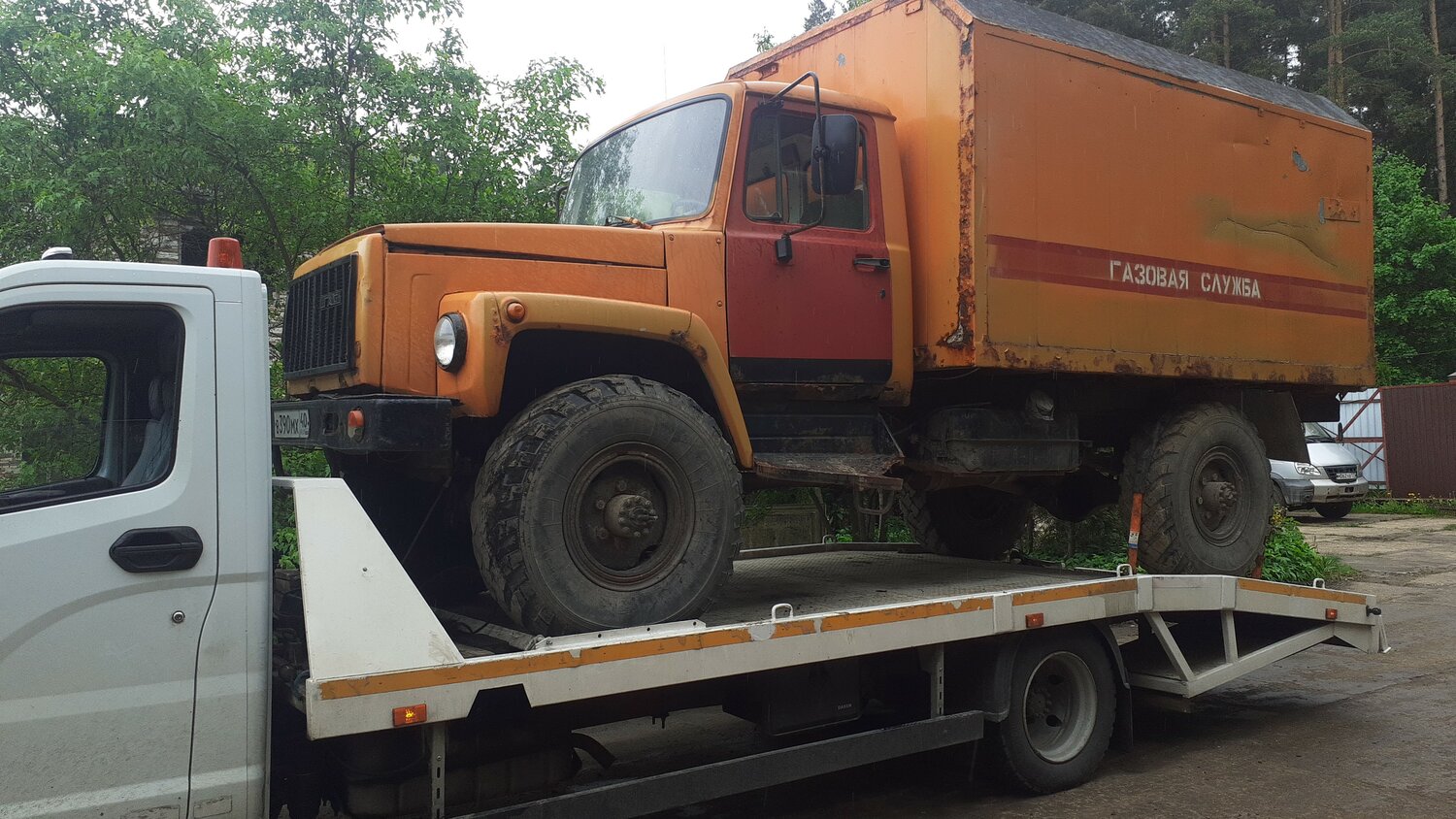 Эвакуация спецтехники — перевозка оборудования и малой техники