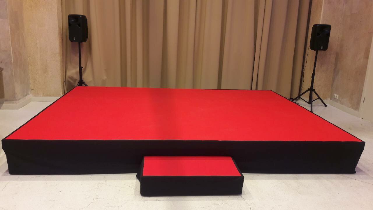 Аренда сцен и подиумов для мероприятий