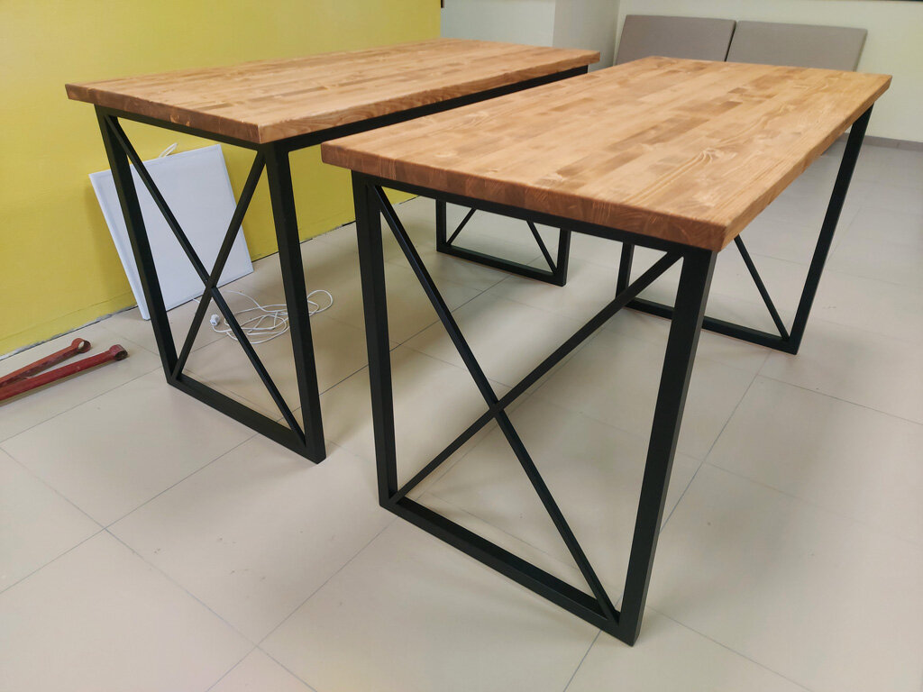 Надежный лофт-стол? Сварено и доставлено!