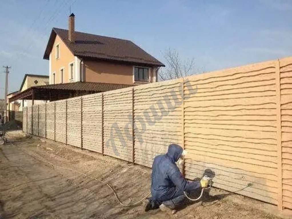 Квалифицированная покраска забора